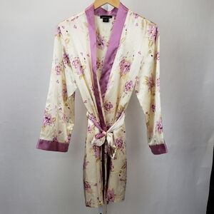 Jones New York satin robe